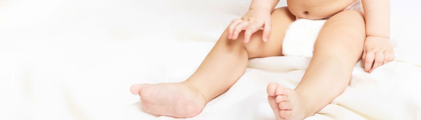 손목 깁스 이미지